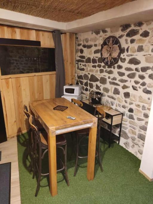 Nuit Romantique Avec Spa Privatif Meilhaud Exterior photo